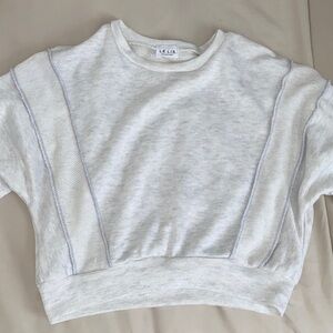 Le Lis Light Gray Cropped Top